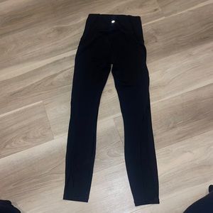 Black Lululemon side mesh